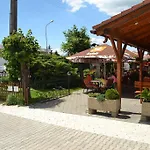 Rusovsky 2* Bratislava