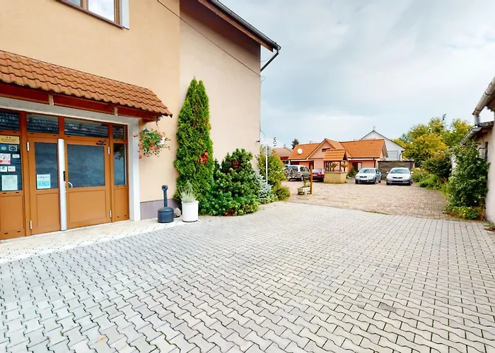 招待所 罗索维斯基旅馆 2*