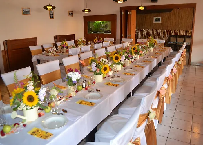 罗索维斯基旅馆 2*