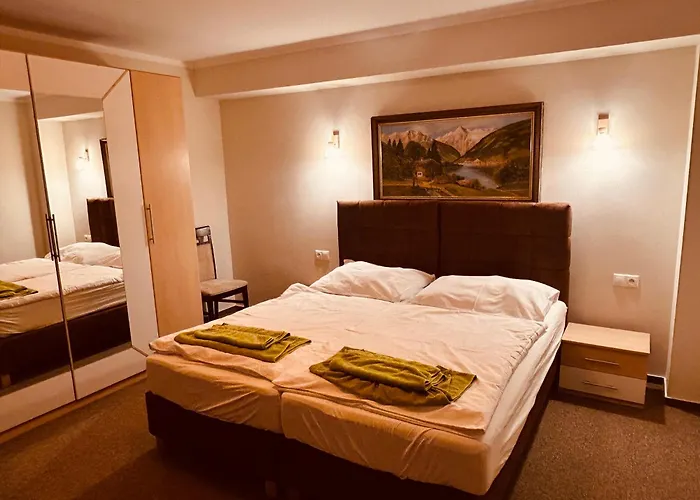 罗索维斯基旅馆 2* 布拉迪斯拉发