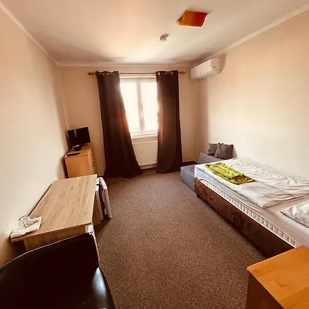 Rusovsky Guest house 2*